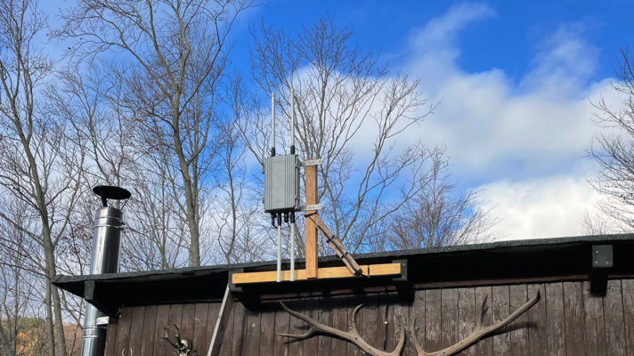 4G Solar Router on Hunting Cabin