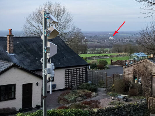 Exceptional 5G Connectivity Outdoor Router on Pole